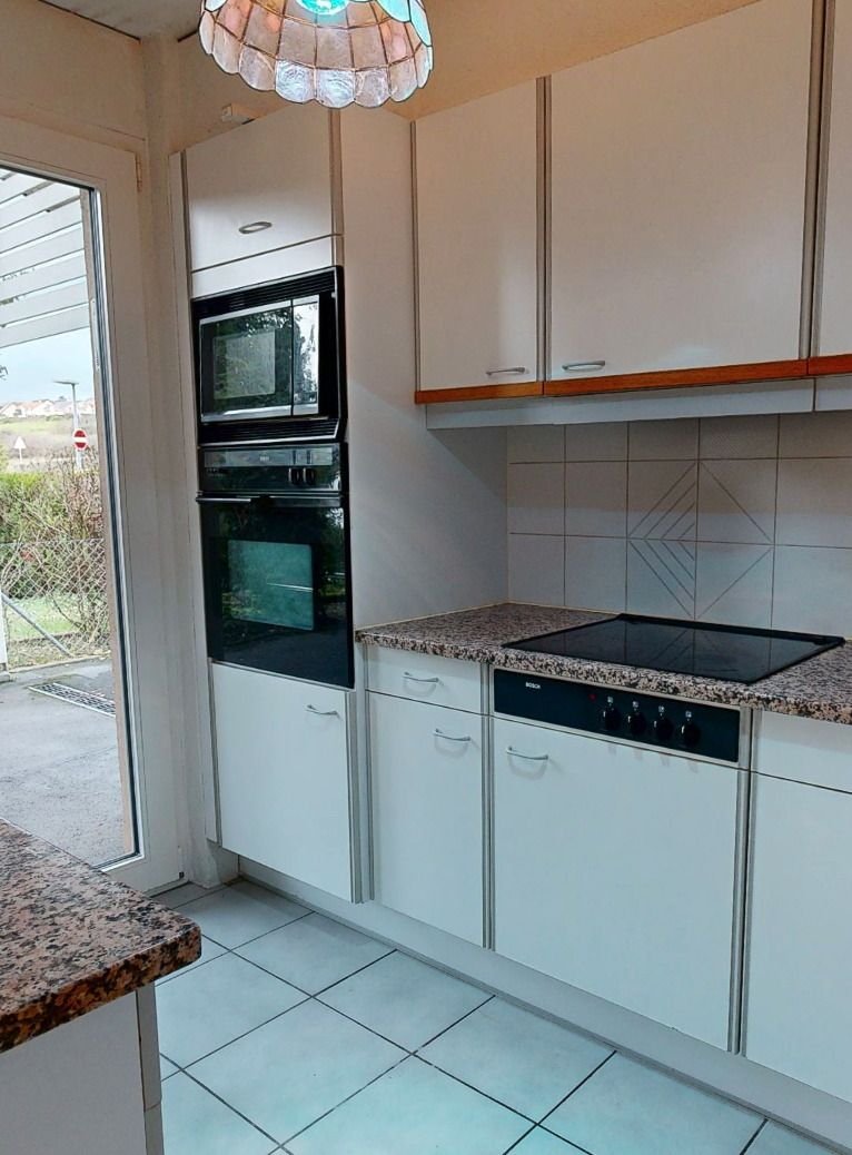 Cuisine, Treycovagnes — rénovation pilotée par Invatis