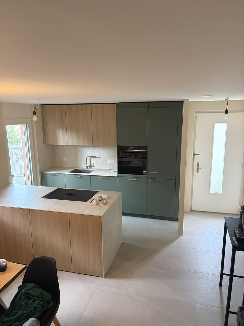 Cuisine, Treycovagnes — rénovation pilotée par Invatis
