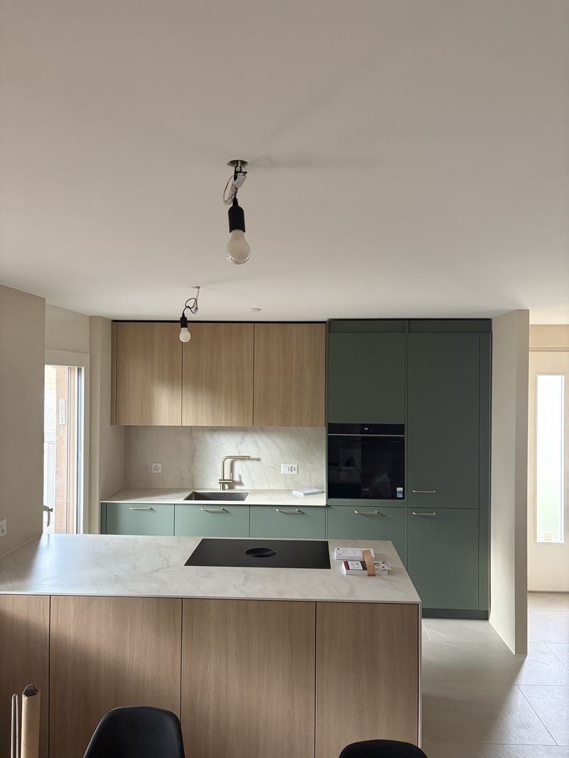 Cuisine, Treycovagnes — rénovation pilotée par Invatis